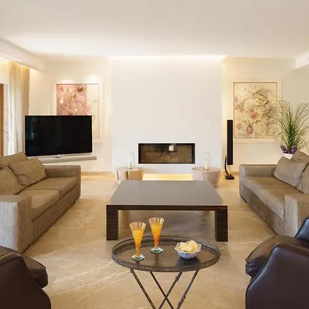 Villa Playa Llenaire *