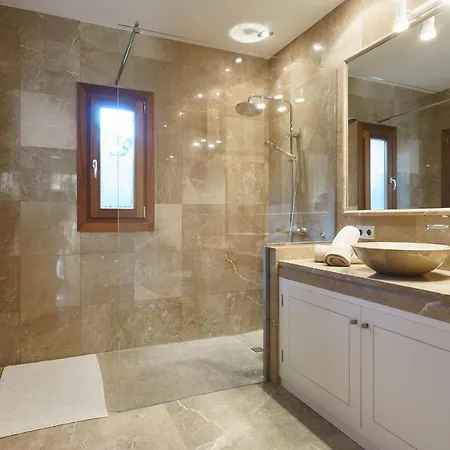 Playa Llenaire Villa