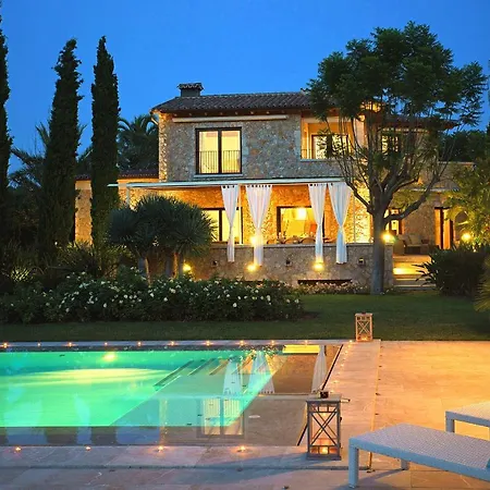 Vila Playa Llenaire *