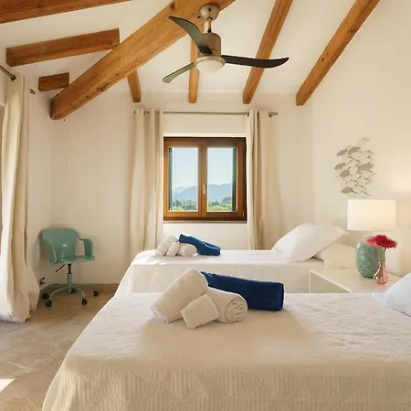 וילה Playa Llenaire *