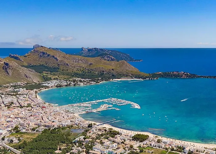 Playa Llenaire Βίλα