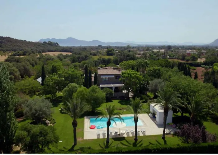 Playa Llenaire Villa