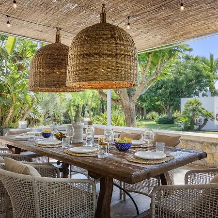 Playa Llenaire Villa